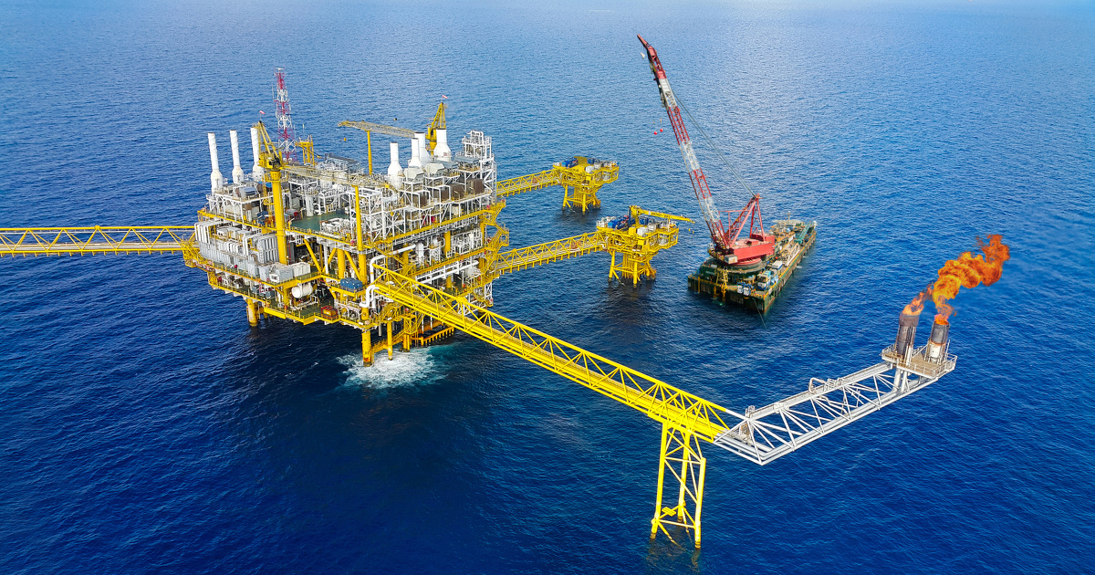 Offshore construction platform for production oil and gas, Oil a
